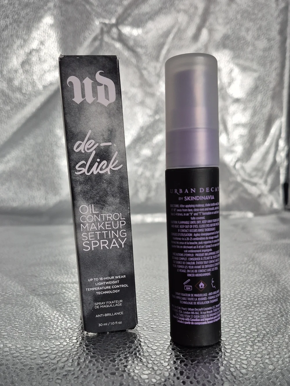 The Urban Decay De-Slick Oil-Control Makeup Setting Spray - New